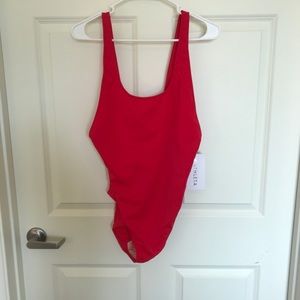 New with tags swimsuit from Athleta! Sz 40b/c